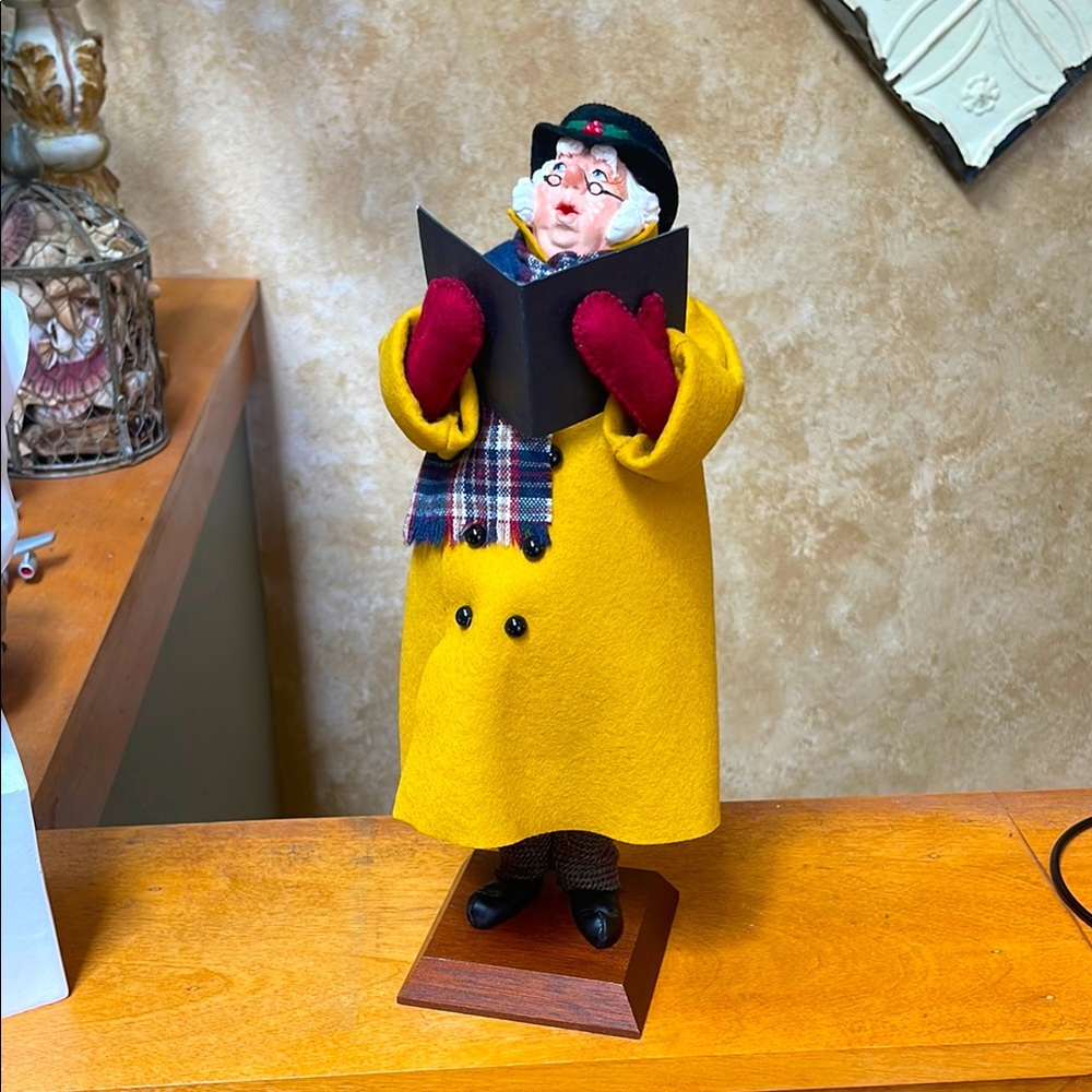Simpich Caroler 1995 Man in Gold Coat Singing “God Rest Ye Merrie Gentlemen”